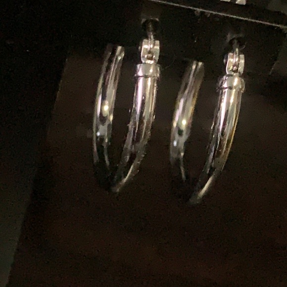 COPY - COPY - NWOT MYKA BRIGHT RHODIUM SILVER Med. HOOP … - Picture 4 of 13